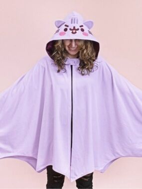 NWT Pusheen Vampurr Cape